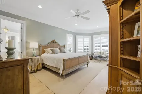 191 Porters Glen New London NC 28127