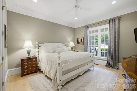 191 Porters Glen New London NC 28127