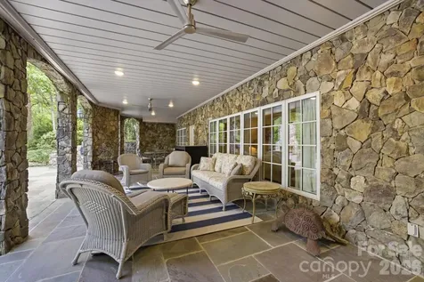 191 Porters Glen New London NC 28127