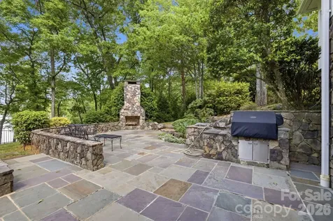 191 Porters Glen New London NC 28127
