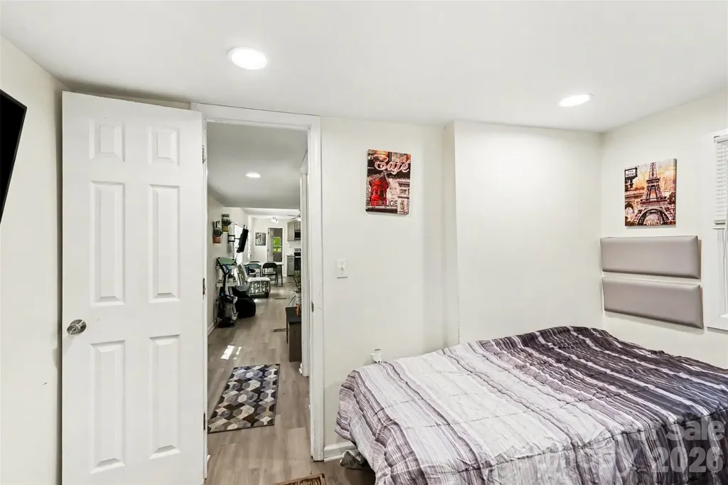 9937 Harwood Lane Charlotte NC 28214
