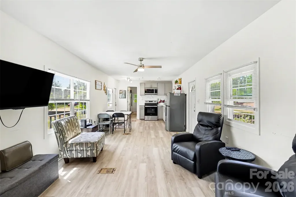 9937 Harwood Lane Charlotte NC 28214