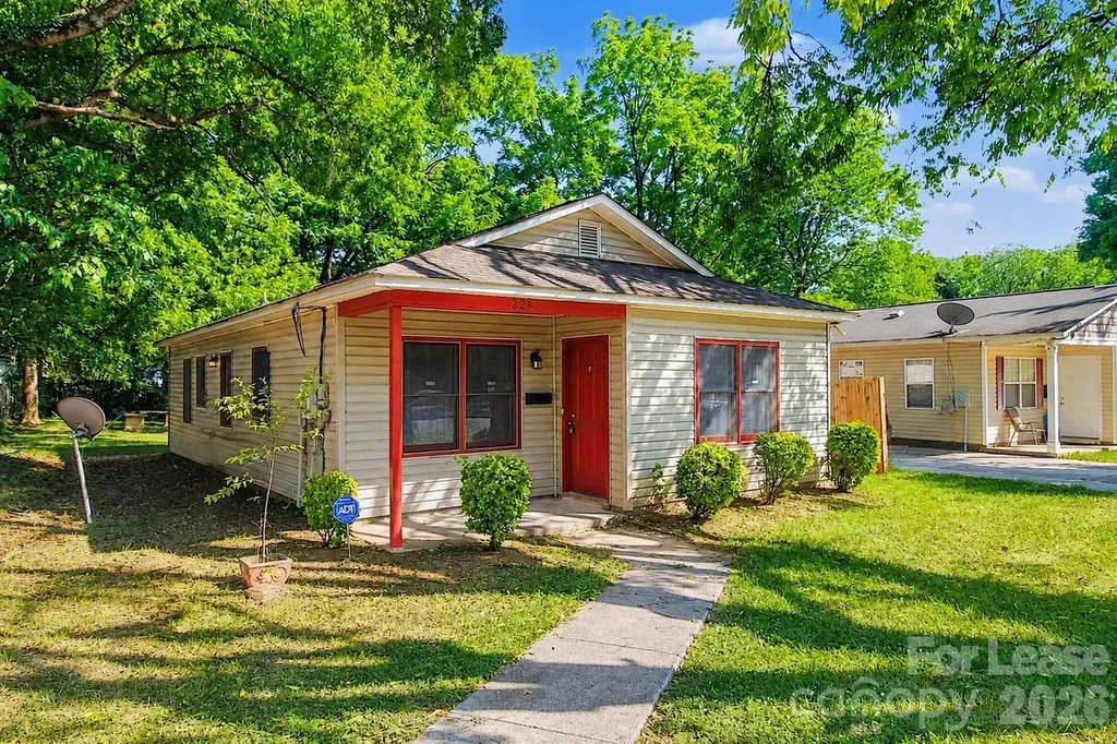 1228 Pegram Street Charlotte NC 28205
