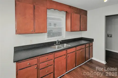 1228 Pegram Street Charlotte NC 28205