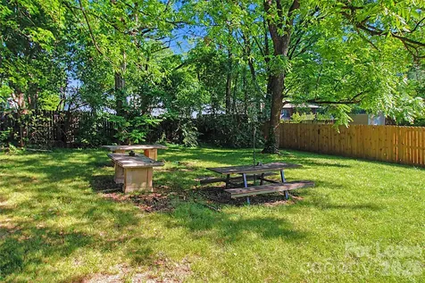 1228 Pegram Street Charlotte NC 28205