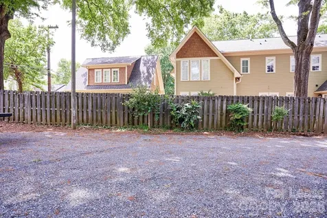 217 Circle Avenue Charlotte NC 28207