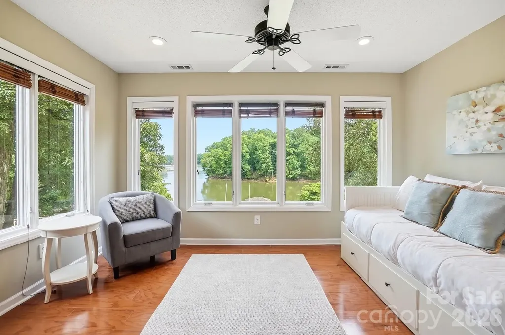 204 Bay Shore Drive Belmont NC 28012