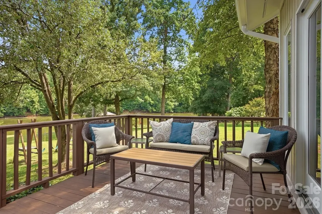 204 Bay Shore Drive Belmont NC 28012