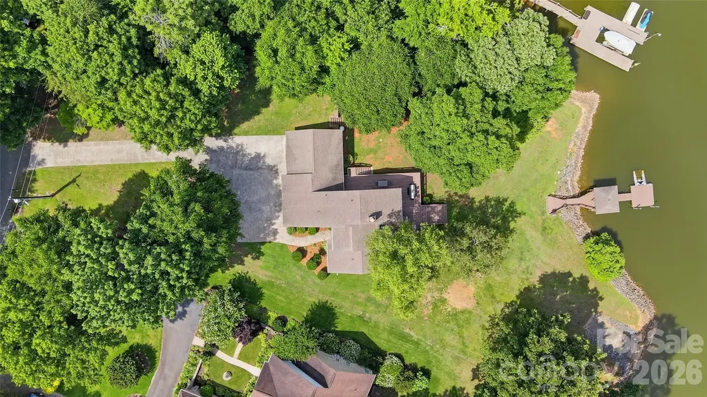 204 Bay Shore Drive Belmont NC 28012