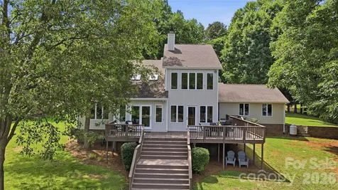 204 Bay Shore Drive Belmont NC 28012