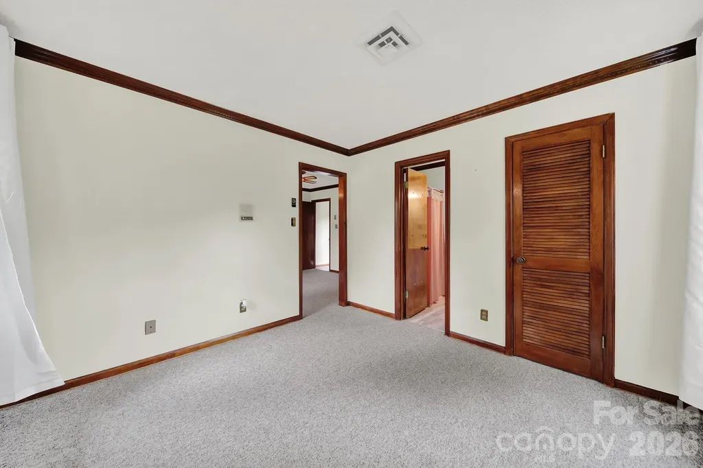 5913 Tom Query Road Charlotte NC 28213