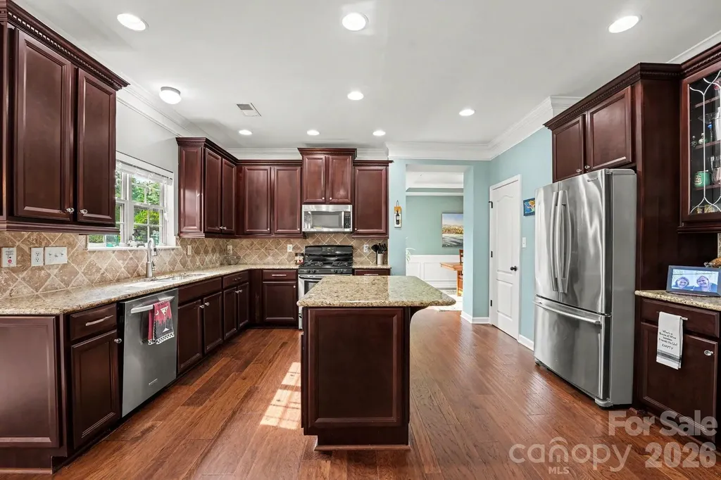 125 Lakeshore Hills Drive Mooresville NC 28117