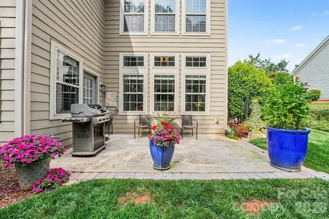 125 Lakeshore Hills Drive Mooresville NC 28117