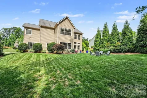 125 Lakeshore Hills Drive Mooresville NC 28117