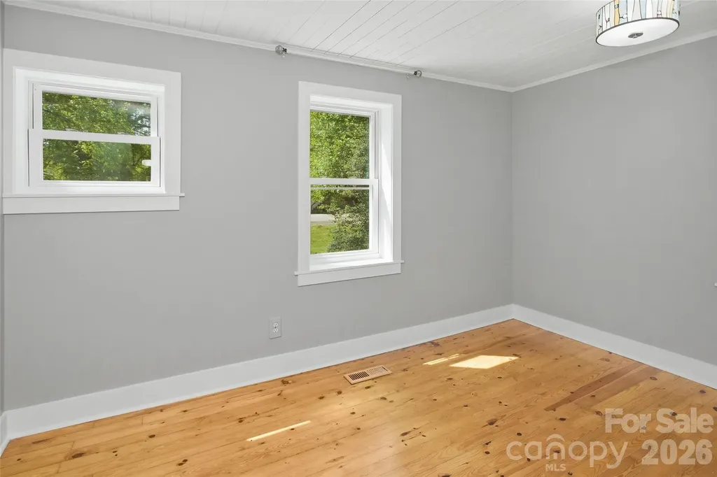 70 Cedar Street Asheville NC 28803