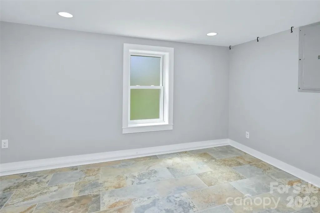 70 Cedar Street Asheville NC 28803