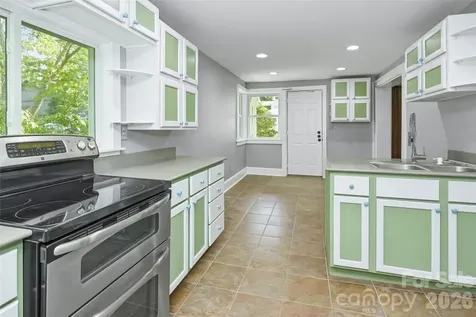 70 Cedar Street Asheville NC 28803