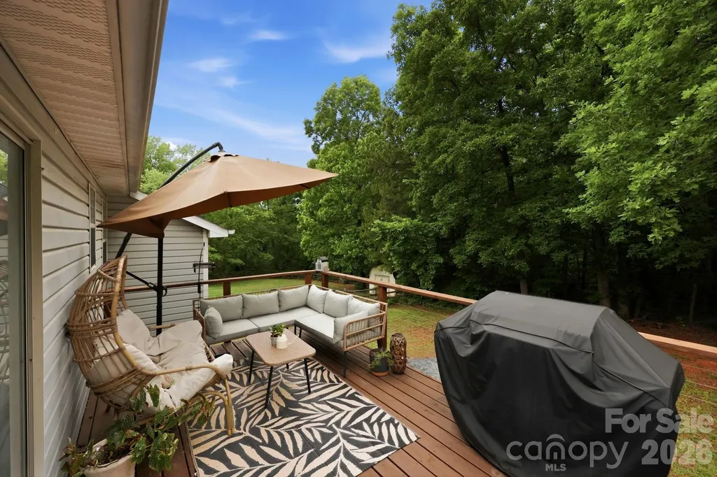 1221 Capps Hollow Drive Charlotte NC 28216
