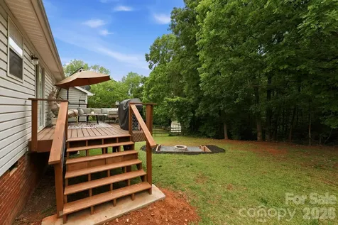 1221 Capps Hollow Drive Charlotte NC 28216