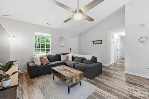 1221 Capps Hollow Drive Charlotte NC 28216