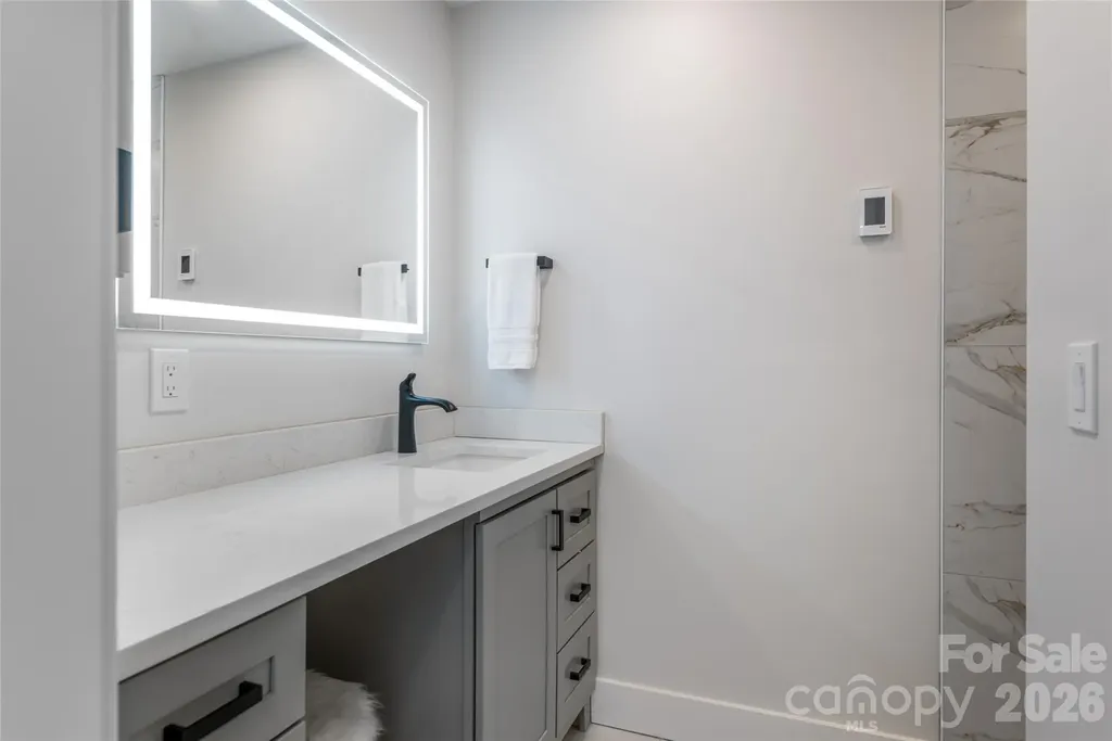 144 Sondley Parkway Asheville NC 28805