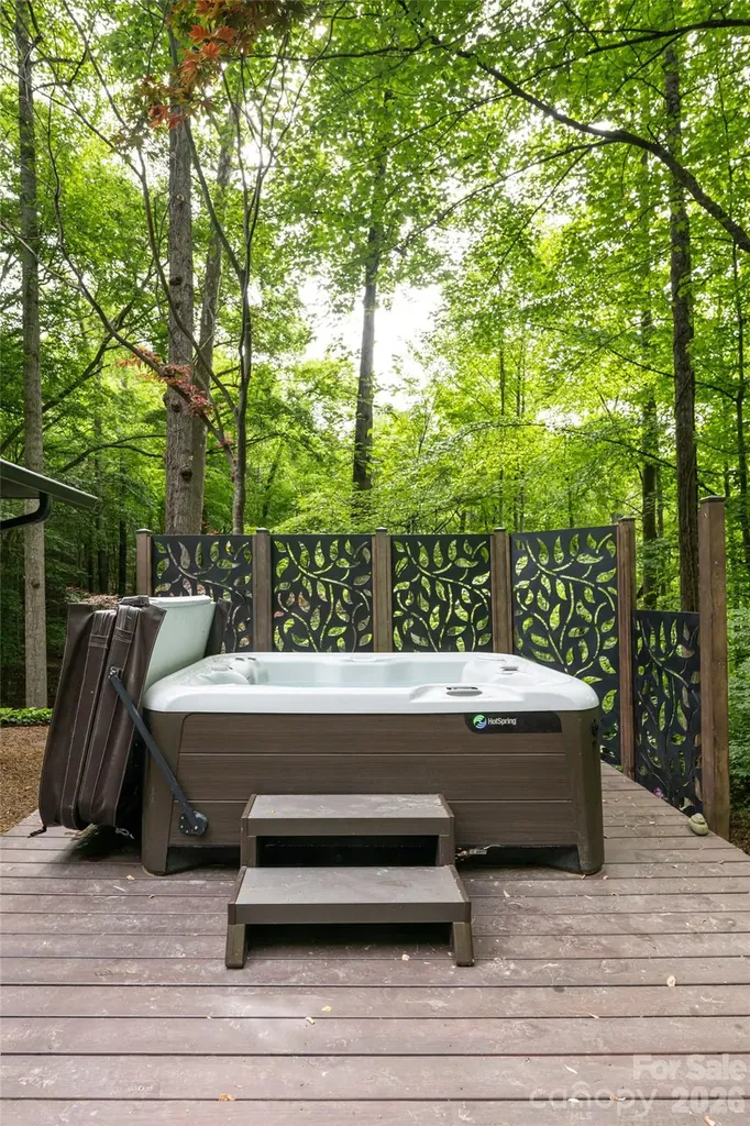 144 Sondley Parkway Asheville NC 28805