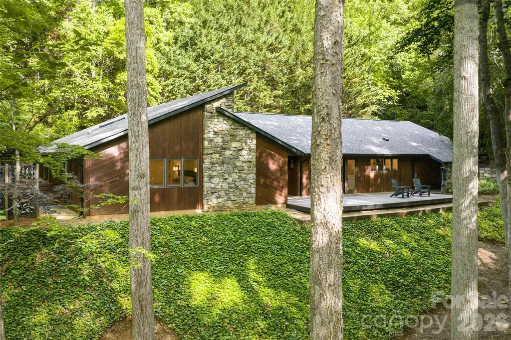144 Sondley Parkway Asheville NC 28805