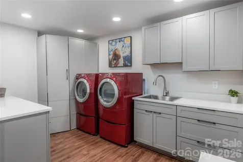 144 Sondley Parkway Asheville NC 28805
