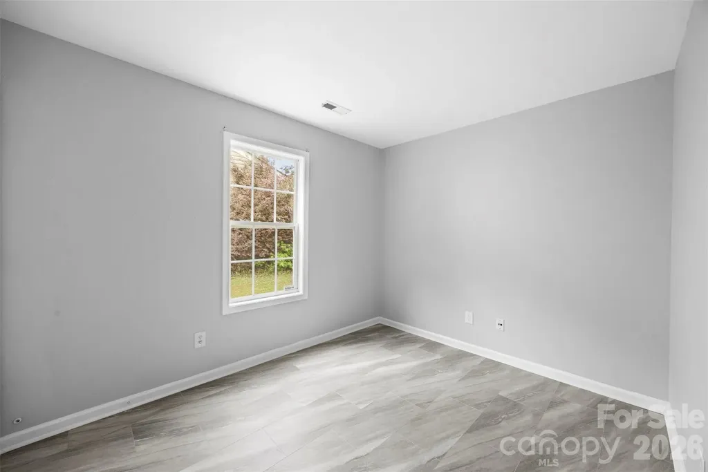 1528 Oakdale Green Drive Charlotte NC 28216