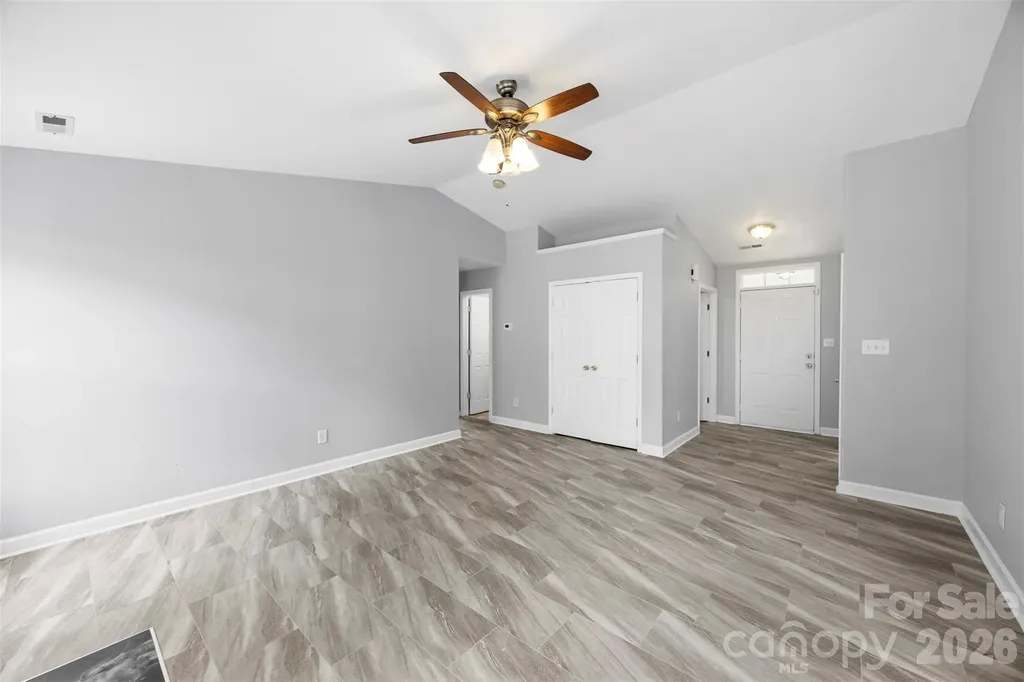1528 Oakdale Green Drive Charlotte NC 28216