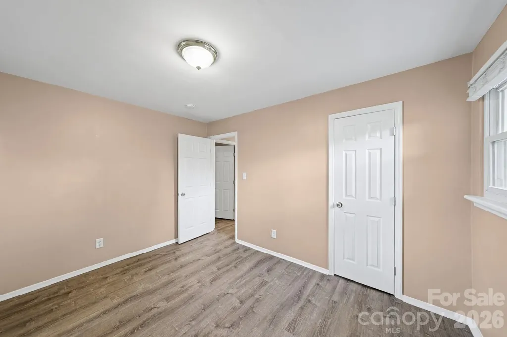 5045 Curtiswood Drive Charlotte NC 28213