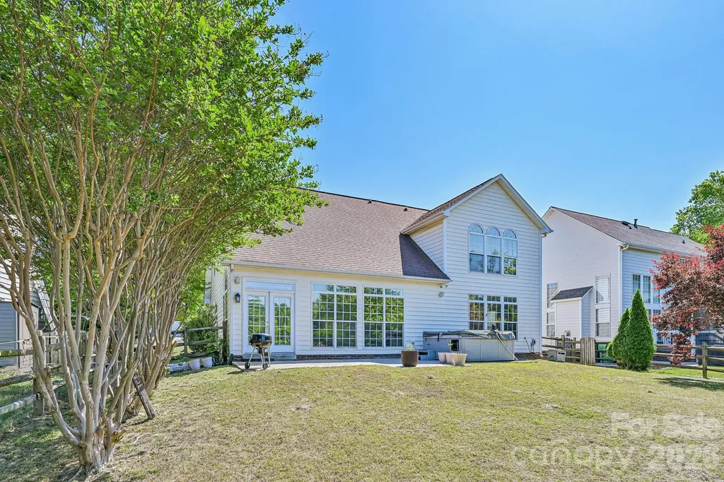 5755 Cambridge Bay Drive Charlotte NC 28269