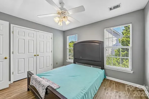 5755 Cambridge Bay Drive Charlotte NC 28269