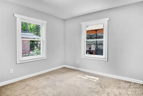 637 Miller Street Charlotte NC 28203