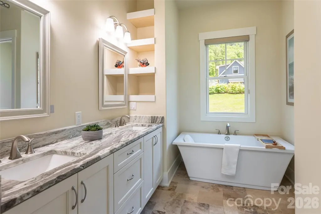 44 Woodland Aster Way Asheville NC 28804