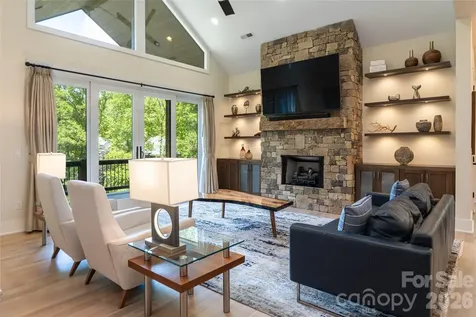 44 Woodland Aster Way Asheville NC 28804