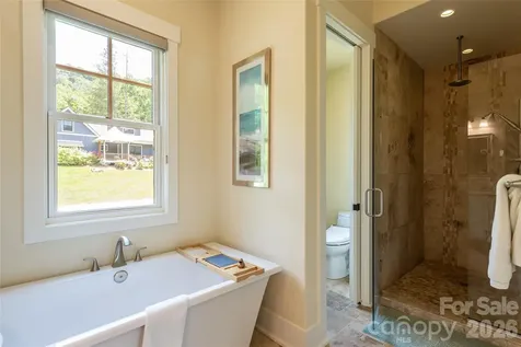 44 Woodland Aster Way Asheville NC 28804