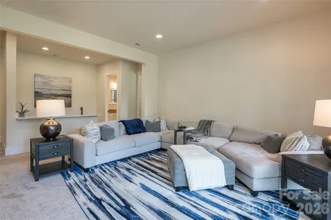 44 Woodland Aster Way Asheville NC 28804
