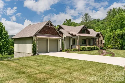 44 Woodland Aster Way Asheville NC 28804