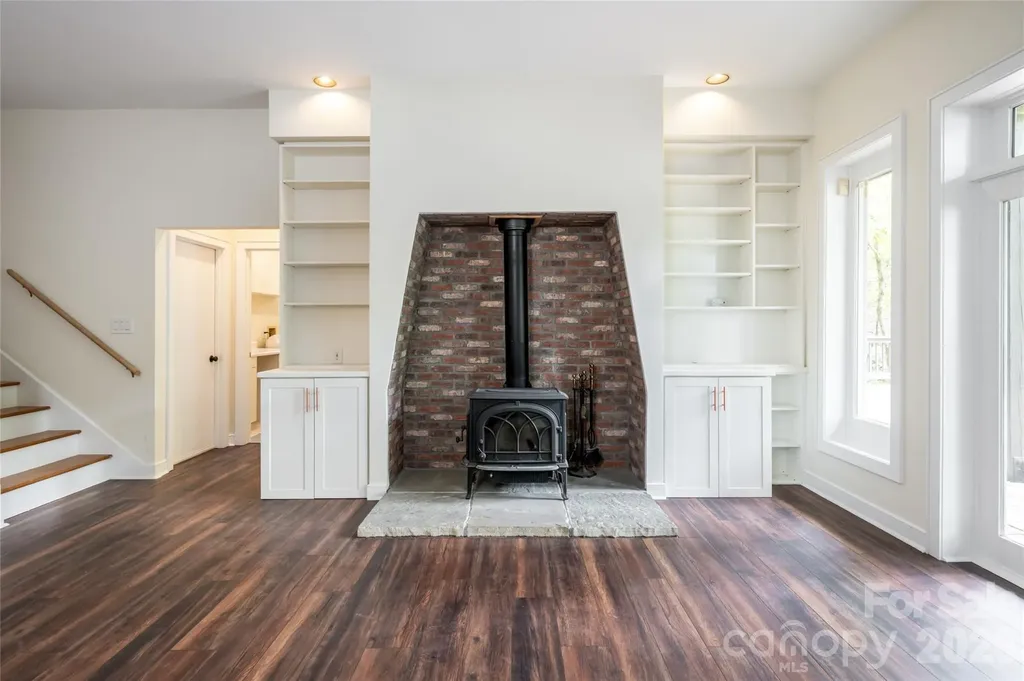 201 Covewood Trail Asheville NC 28805