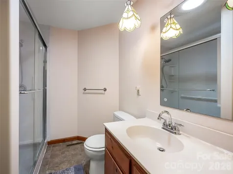 146 Fairmont Road Candler NC 28715