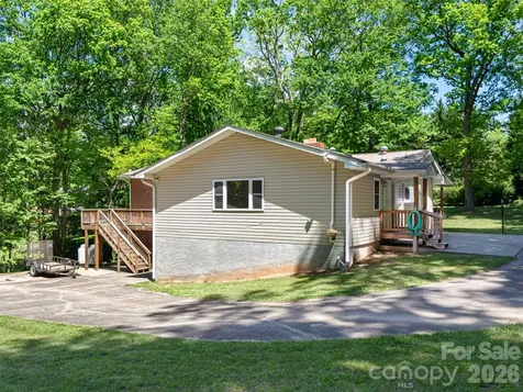 146 Fairmont Road Candler NC 28715