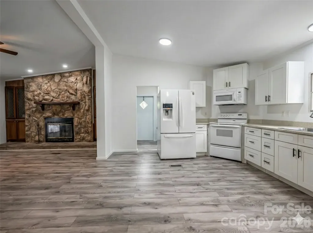 101 Heather Drive Asheville NC 28806