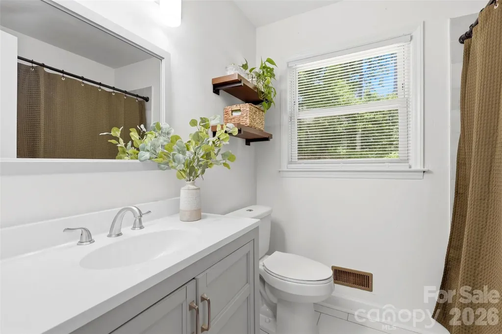 6607 Elmwood Circle Charlotte NC 28214