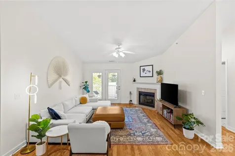 10652 Hill Point Court Charlotte NC 28262