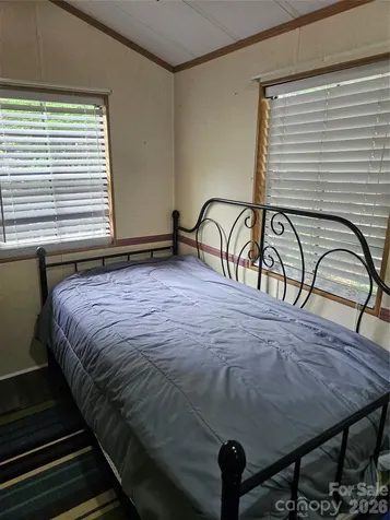 157 Dogwood Circle New London NC 28127