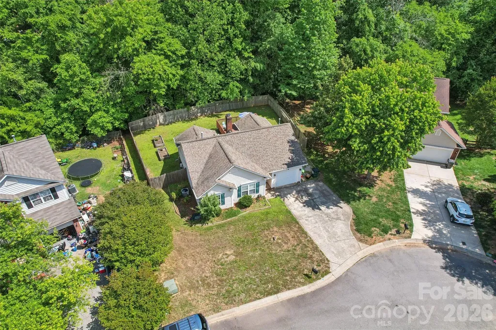 13221 Crooked Pine Court Charlotte NC 28215