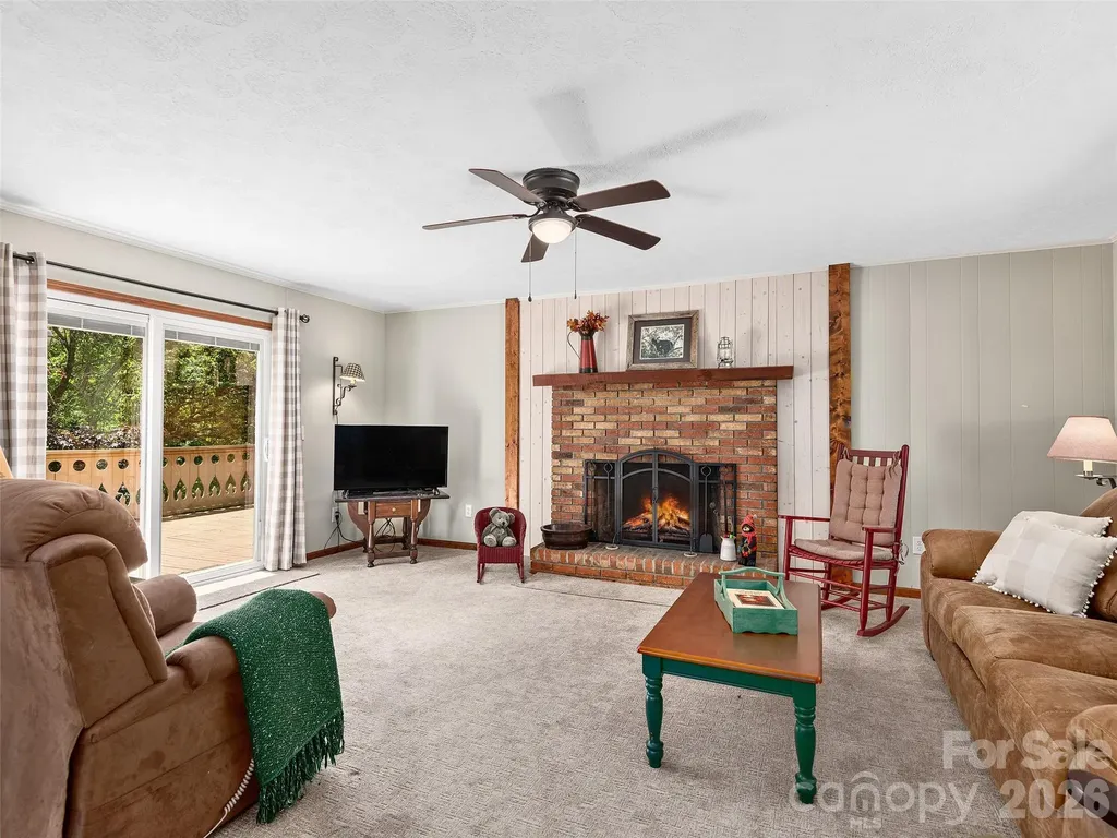 185 Indian Springs Road Clyde NC 28721
