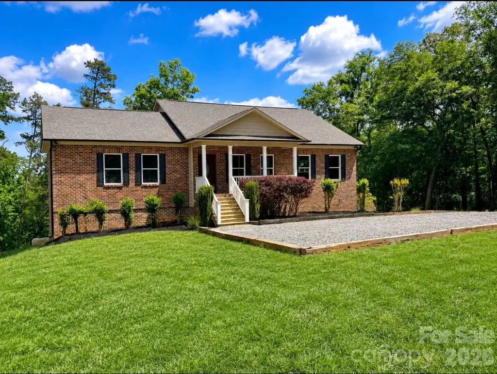 6151 Settlers Trail Stanfield NC 28163