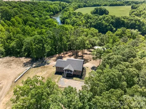 6151 Settlers Trail Stanfield NC 28163
